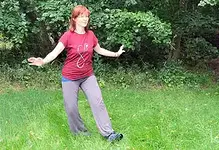 Sommer-QiGong im Lavendelgarten mit Kati Henkler